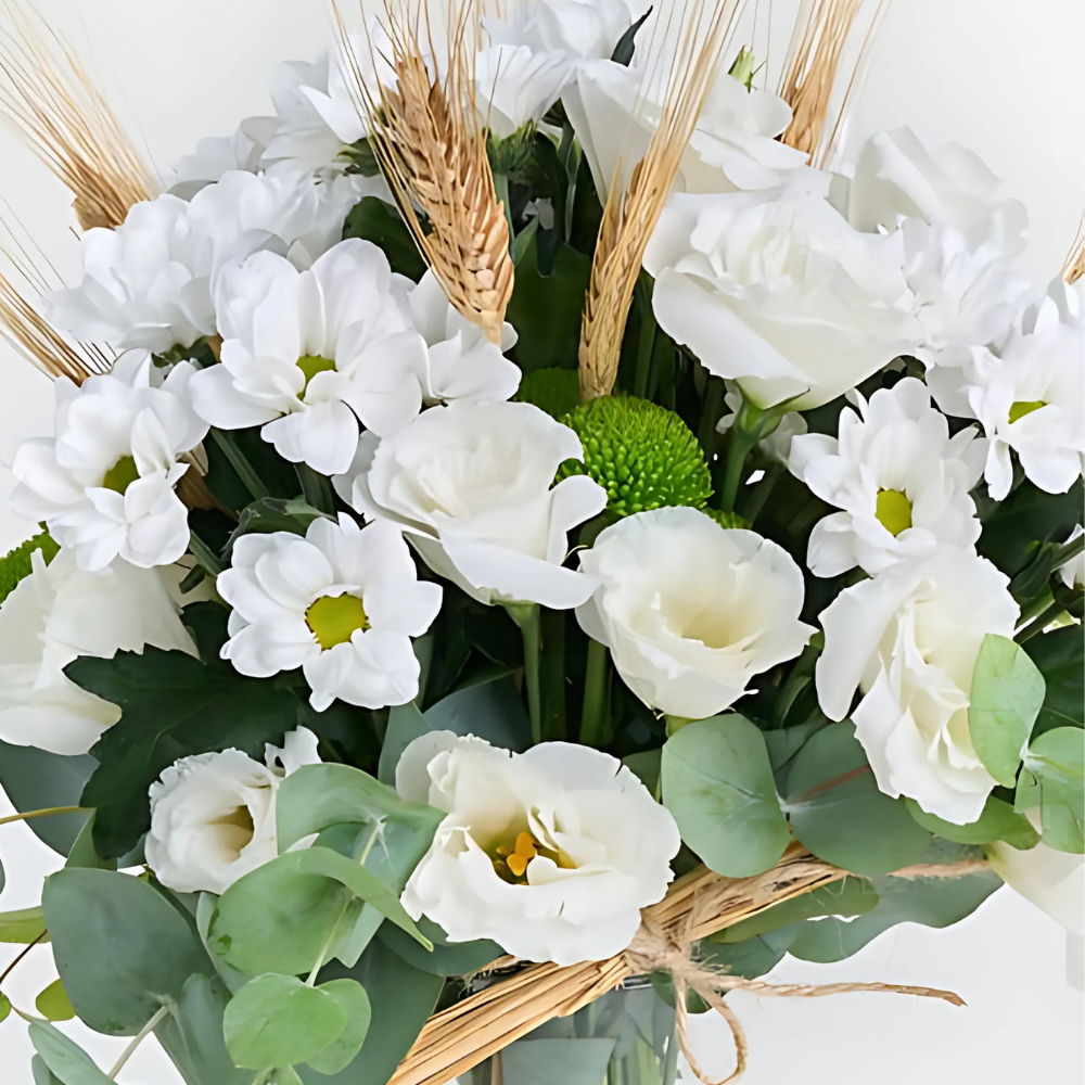 White Garden – Cam Vazoda Beyaz Papatya ve Lisyantus
