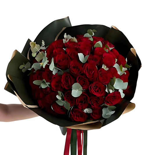 Premium Siyah Kağıtta 60 Kırmızı Gül Buketi - Rosentra | Premium Flowers