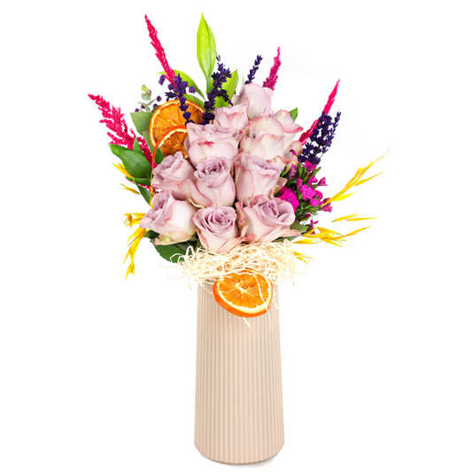 Lilac Whisper – Bej Vazoda Lila Güller