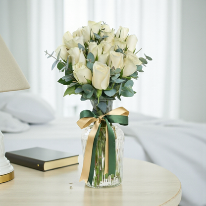 Premium Cam Vazoda 21 Beyaz Gül