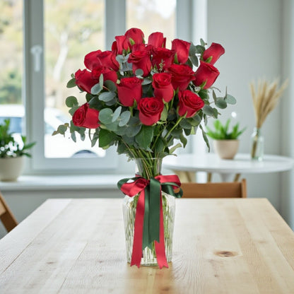 Premium Cam Vazoda 21 Kırmızı Gül